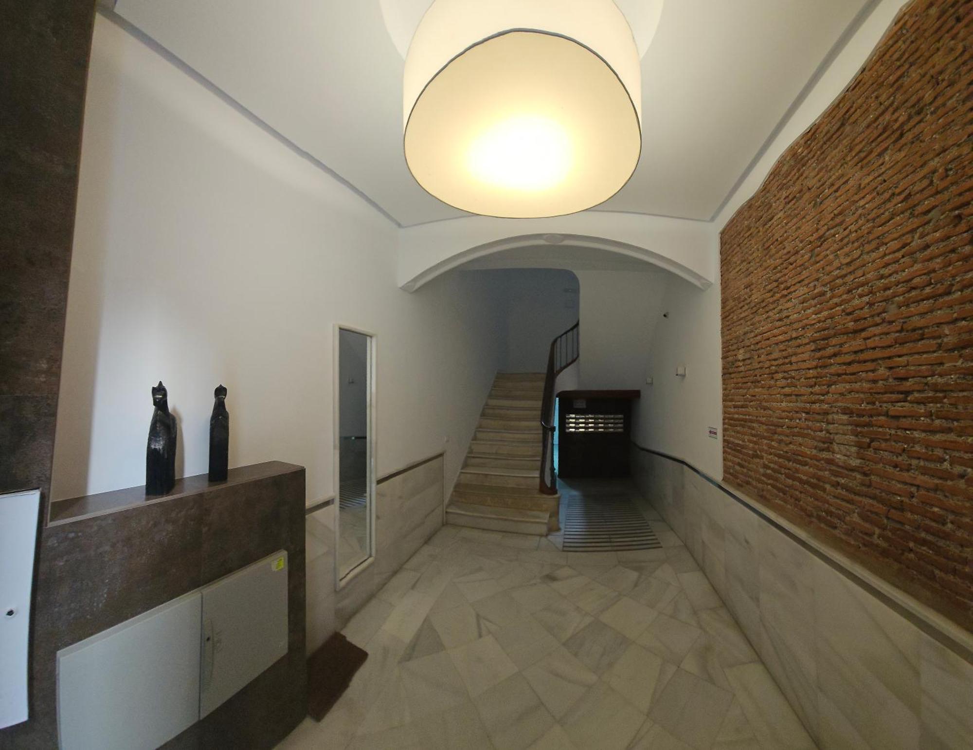 Chic Casa Cathedral At Calle Fresca 2-Bedroom Apartment In Malaga City Center Εξωτερικό φωτογραφία